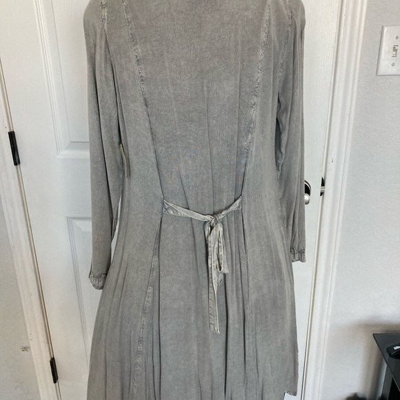 Indigo threads women’s gray dress nwt medium - Picture 6 of 7